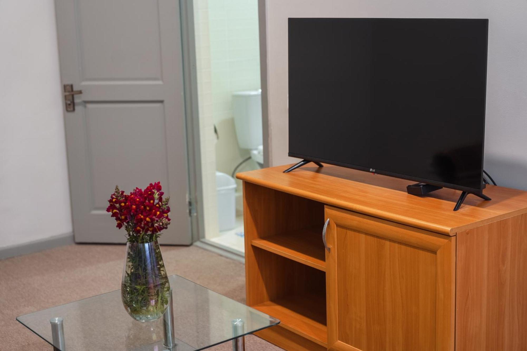 Dolinnka Hotel Cholpon-Ata Ngoại thất bức ảnh