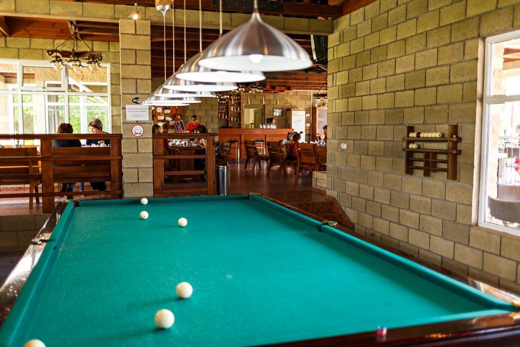 Dolinnka Hotel Cholpon-Ata Ngoại thất bức ảnh